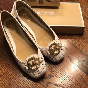 Michael Kors White Ballet Flats. Size 7